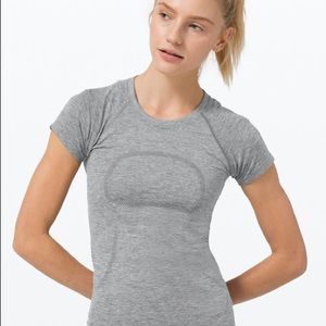 Lululemon gray swiftly tech T-shirt size